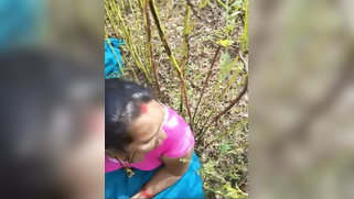 Desi female peasant makes dick hard by handjob and puts condom on it | XXX Video on AllSex.XXX