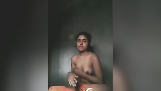 Indian village girl sends object of desire video where she shows body | XXX Video on AllSex.XXX
