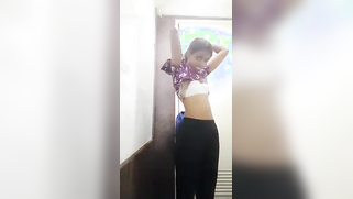 Mischievous Desi takes off clothes to show something interesting | XXX Video on AllSex.XXX