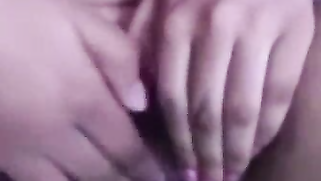 Amateur solo video of the Desi woman exposing wonderful big boobs | XXX Video on AllSex.XXX