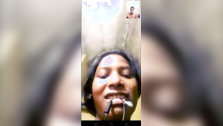 Desi peasant calls a random app user and shows her private parts