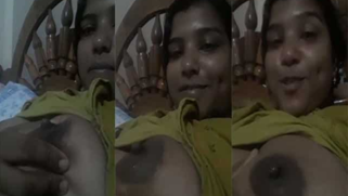 Mischievous Indian squeezes juicy boobies during the video call | XXX Video on AllSex.XXX