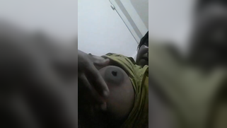 Mischievous Indian squeezes juicy boobies during the video call | XXX Video on AllSex.XXX