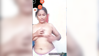 Indian woman's tits and pussy are supposed to impress spectators | XXX Video on AllSex.XXX