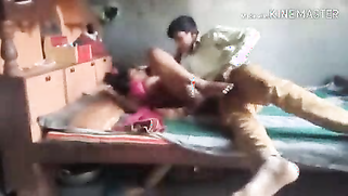 Worker is in a hurry so he fucks the Indian wife very quickly | XXX Video on AllSex.XXX