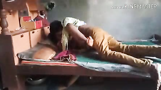 Worker is in a hurry so he fucks the Indian wife very quickly | XXX Video on AllSex.XXX