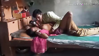 Worker is in a hurry so he fucks the Indian wife very quickly | XXX Video on AllSex.XXX