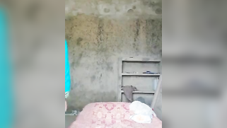 Amateur video of Desi MILF in blue top riding cock after missionary | XXX Video on AllSex.XXX