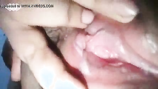 Solo video of Desi XXX model trying to impress people with her pussy