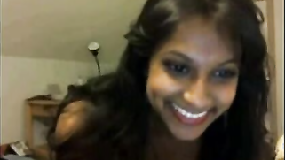 Desi XXX model teases spectators dancing without clothes on webcam | XXX Video on AllSex.XXX