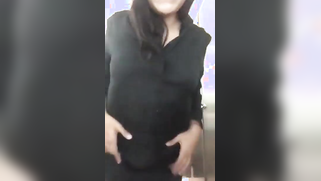 Pleasant XXX model of Indian origin is always glad to show private parts | XXX Video on AllSex.XXX