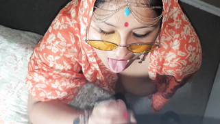 Impatient Desi whore with glasses wants to obtain XXX milk on face | XXX Video on AllSex.XXX