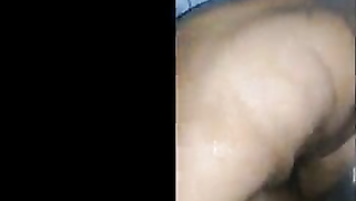 Perverted guy is lucky to film XXX video of aunty taking a shower | XXX Video on AllSex.XXX