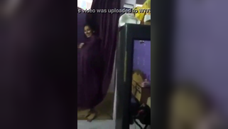 Camgirl of Indian origin performs XXX dance wearing pink panties | XXX Video on AllSex.XXX