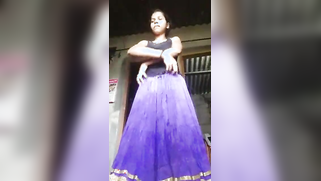 Minx of Bangla origin gives the possibility to see her naked XXX parts | XXX Video on AllSex.XXX