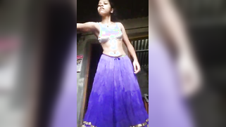 Minx of Bangla origin gives the possibility to see her naked XXX parts | XXX Video on AllSex.XXX