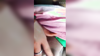 Husband doesn't know that Tamil bitch secretly works as XXX model | XXX Video on AllSex.XXX