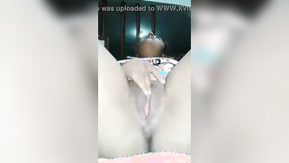Fingering is a good XXX way for the Desi camgirl to satisfy pussy | XXX Video on AllSex.XXX