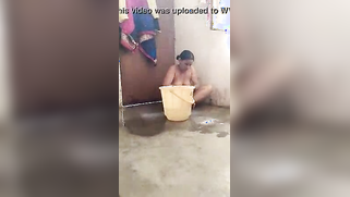 Pervert sneakily films XXX video of Telugu neighbor taking a bath