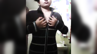 Camera is set in the bathroom where the Bangla reveals XXX parts | XXX Video on AllSex.XXX