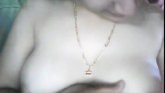 Indian performs amateur webcam show and strips down for her XXX client | XXX Video on AllSex.XXX