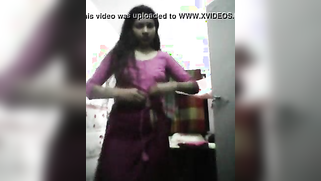 Desi whore gets off on flashing private body parts to online XXX fans | XXX Video on AllSex.XXX