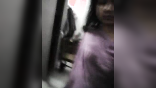 Desi whore gets off on flashing private body parts to online XXX fans | XXX Video on AllSex.XXX