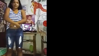 Mallu relaxes in solo XXX show where she slowly takes clothes off | XXX Video on AllSex.XXX