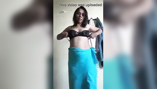 Desi woman changes clothes without forgetting about XXX striptease | XXX Video on AllSex.XXX