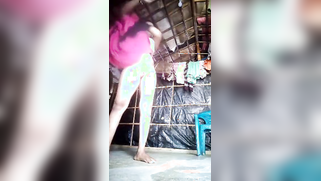 Attractive Desi love in violet sari does anything for tips in XXX show | XXX Video on AllSex.XXX