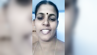 Indian exposes natural boobies in solo show where she is the XXX star