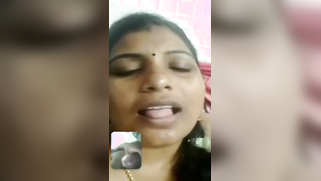 Indian MILF is in seventh heaven when guy tips her for XXX video call | XXX Video on AllSex.XXX