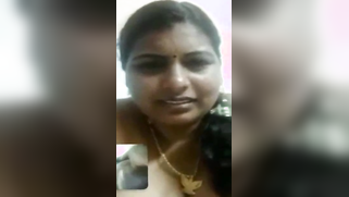 Indian MILF is in seventh heaven when guy tips her for XXX video call | XXX Video on AllSex.XXX