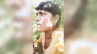 Playful aunty exposes her cherry to nephew during XXX walk in the park | XXX Video on AllSex.XXX