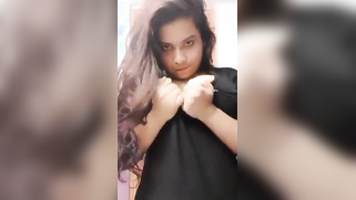 Girl from India throws top away and stands naked in her own XXX show | XXX Video on AllSex.XXX