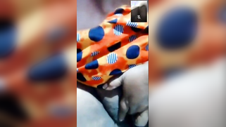 Mature chubby camgirl in orange sari dives finger in pussy in XXX show | XXX Video on AllSex.XXX