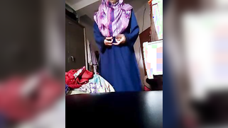 Hidden camera films XXX video of chubby slowly taking blue sari off | XXX Video on AllSex.XXX