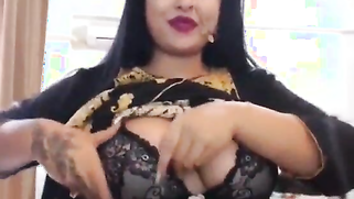 Desi woman is so XXX that viewers want to see her natural titties | XXX Video on AllSex.XXX