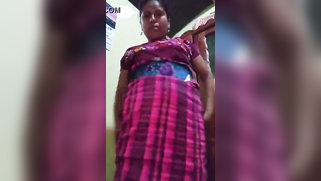 Desi MILF pulls panties down to show off hairy twat in solo XXX show | XXX Video on AllSex.XXX