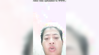 Chubby Desi aunty with saggy tits rubs XXX peach during video call