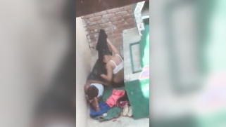 Pervert peeps on horny Desi lovers who have XXX chudai on the rooftop