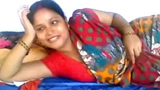 Big Breasted Indian Girls - Indian porn XXX ] Desi village bhabi show her boobs | AllSex.XXX
