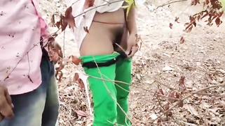 Desi school girl gets fucked by her teacher for good grades - XXX MMS scandal