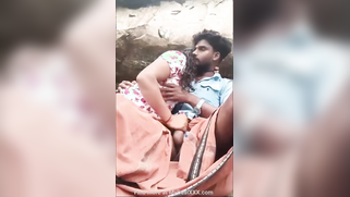 Leaked MMs Video, Shy Mallu GF With Big Boobs Give Handjob and Blowjob Her lover Outdoor