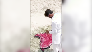 MMs Leak XXX, Lustful Desi Wife Cheats On Husband With Family Friend In Desert And Gets Trapped | XXX Video on AllSex.XXX