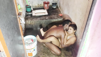 Cheating Indian Bhabhi Roughly Nailed By Neighbor In Bathroom - Desi Sex Video | XXX Video on AllSex.XXX