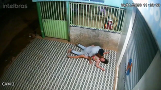 Leaked Desi Video! Drunk Indian Aunty Gets Banged Hard by Homeless Dude on in Dark Alley | XXX Video on AllSex.XXX