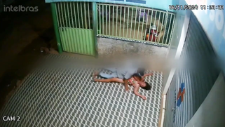 Leaked Desi Video! Drunk Indian Aunty Gets Banged Hard by Homeless Dude on in Dark Alley | XXX Video on AllSex.XXX