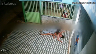 Leaked Desi Video! Drunk Indian Aunty Gets Banged Hard by Homeless Dude on in Dark Alley | XXX Video on AllSex.XXX