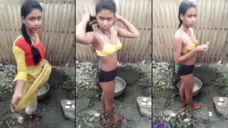 Cute Desi Coed Girl Bathes Naked Outdoors, Shaving Her Juicy Pussy in Full View - leaked MMS